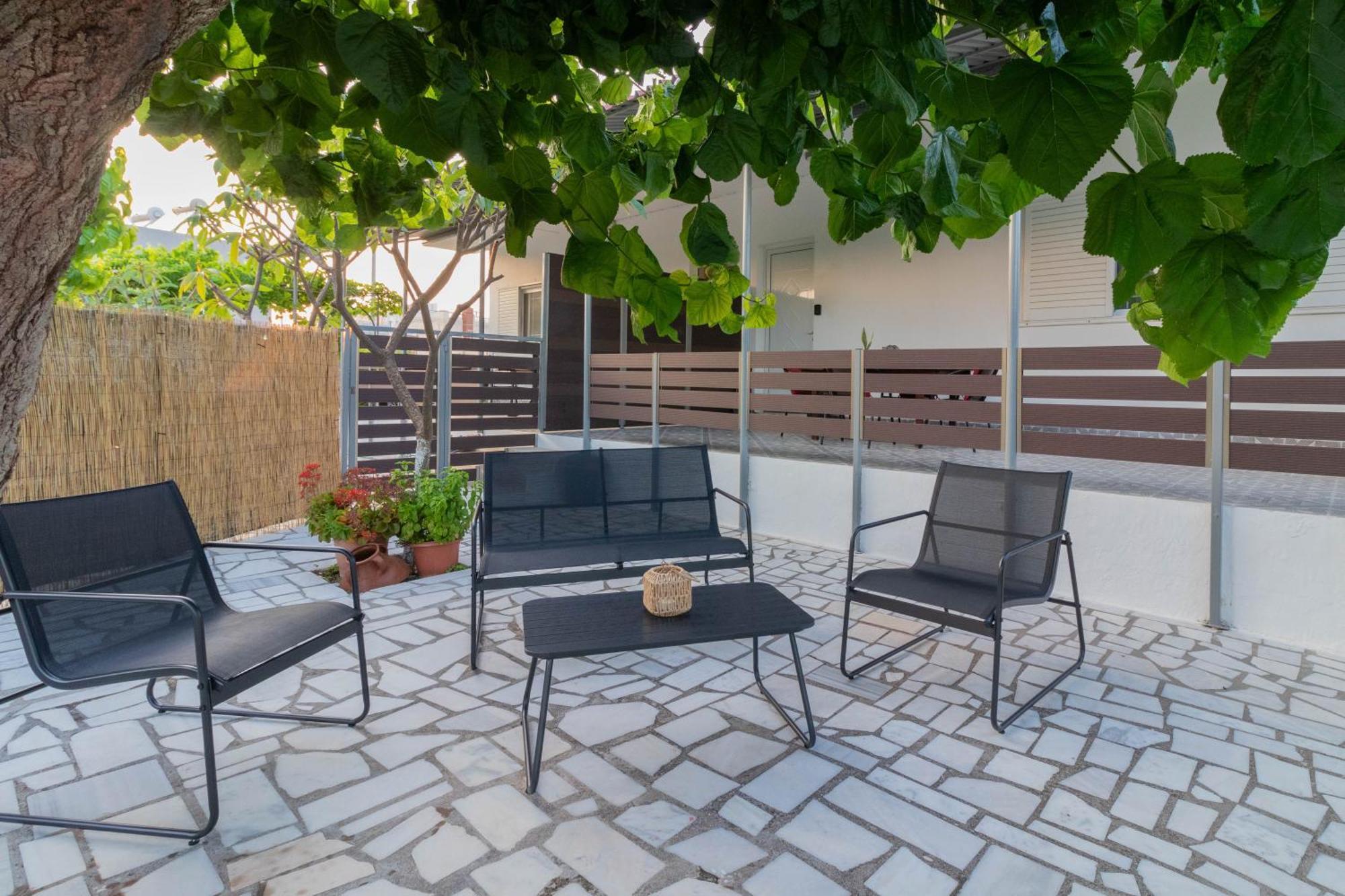 Leilighet Beachside Apartment-1